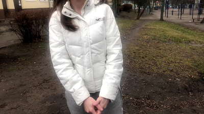 錢的陌生人吸和性交。俄羅斯業餘愛好者。與談話。